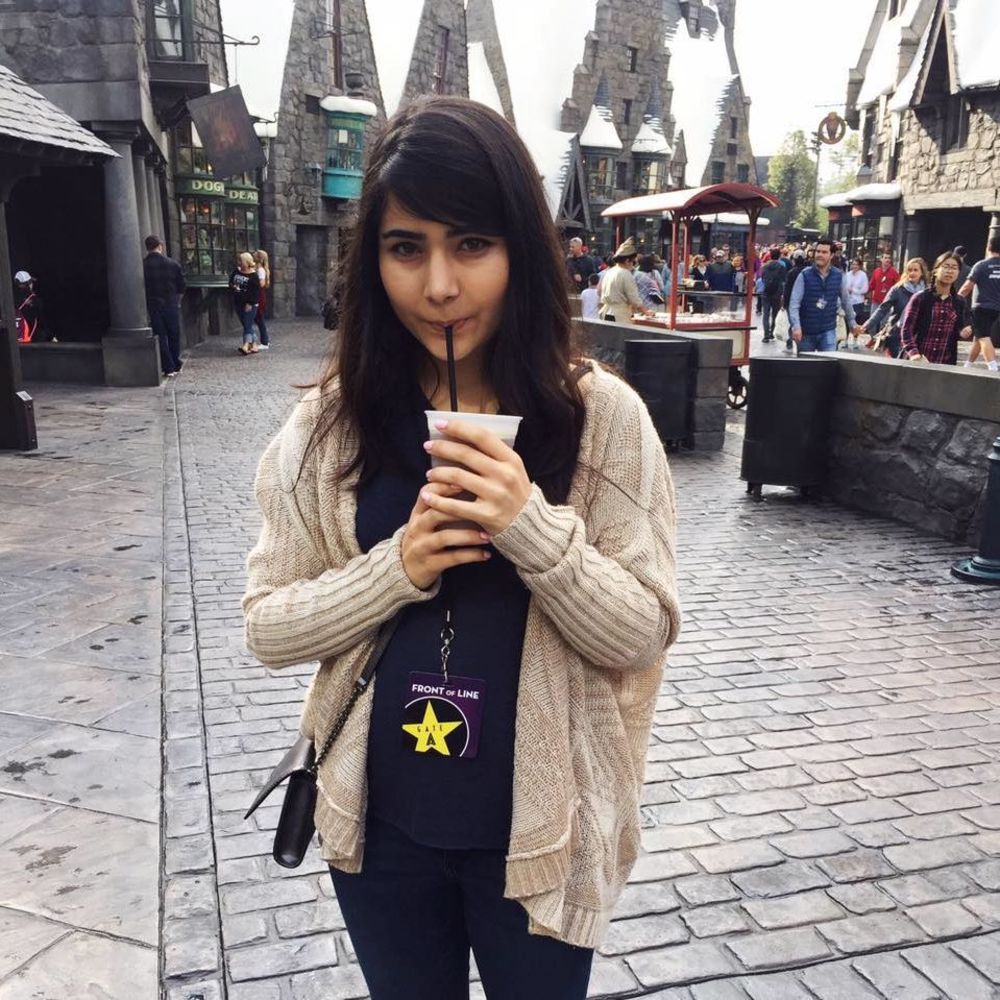 Meet your Posher, Neda